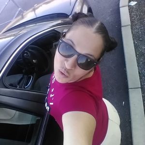 Meet your Posher, Lala